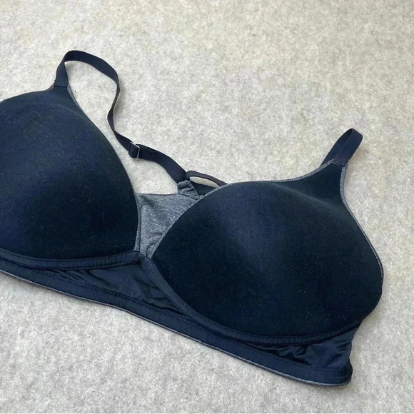 Adore Me Helynn Plunge Dark Gray Racerback Bra Wireless Womens size 38D - Picture 7 of 10